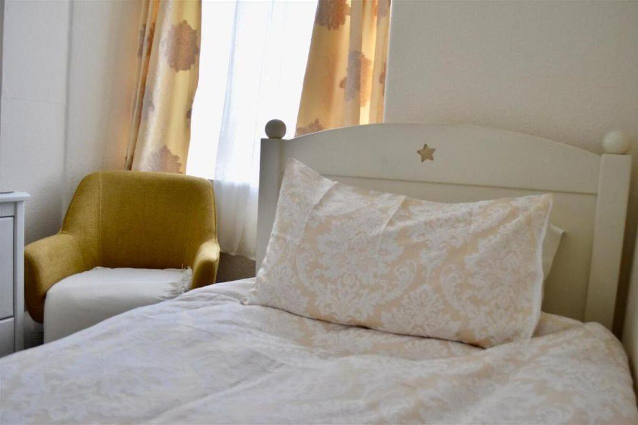 Witchingham B&B Holyhead Εξωτερικό φωτογραφία