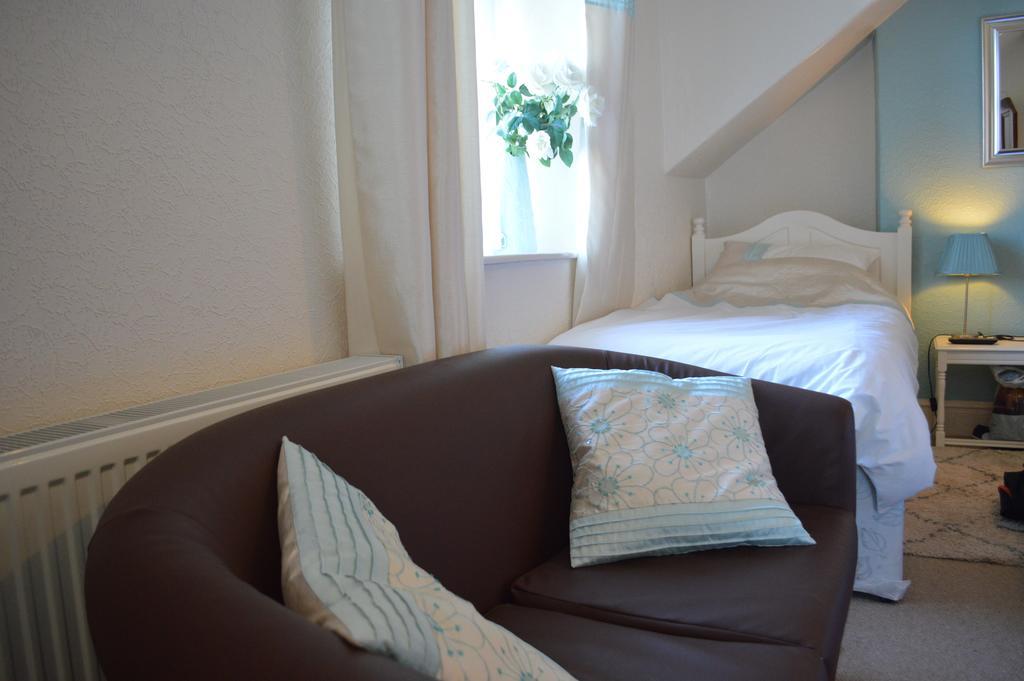 Witchingham B&B Holyhead Εξωτερικό φωτογραφία