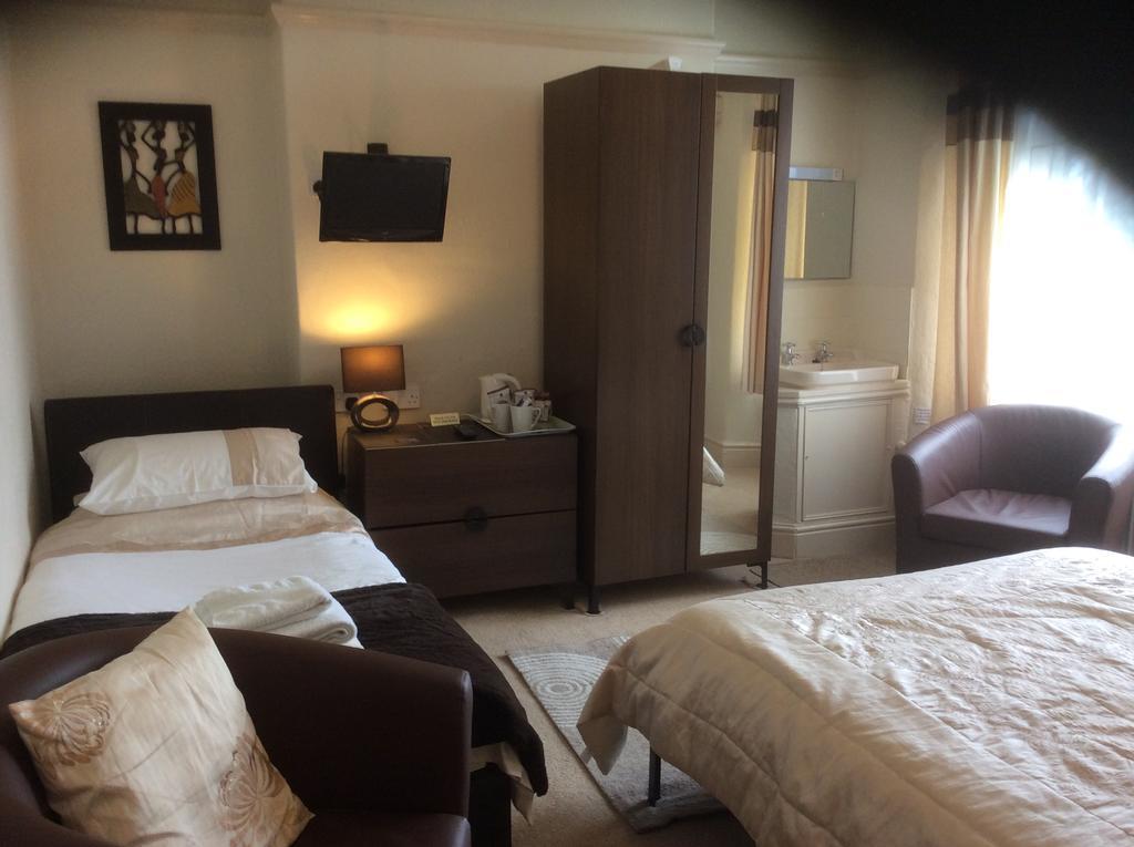 Witchingham B&B Holyhead Εξωτερικό φωτογραφία